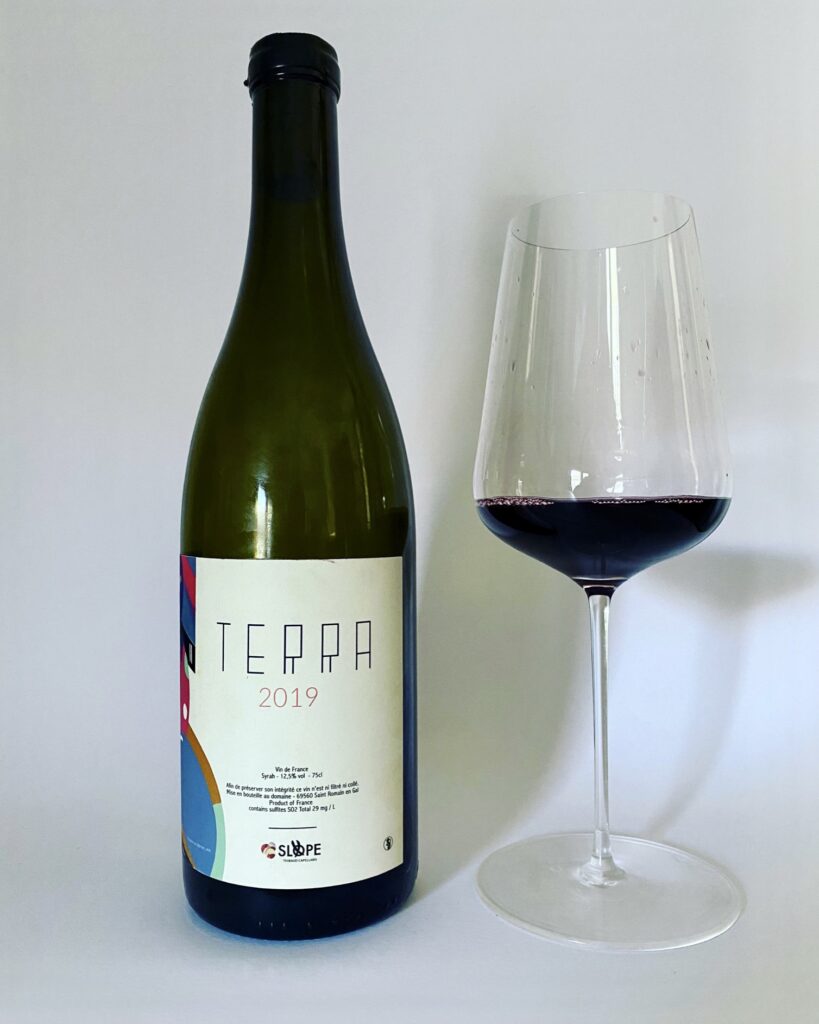 The Syrah Saga #2: viaggio attorno a un'uva Terra Slope 2019