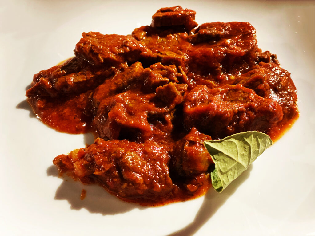 Vite Colta Felline Enoteca con cucina Pezzetti di cavallo al sugo