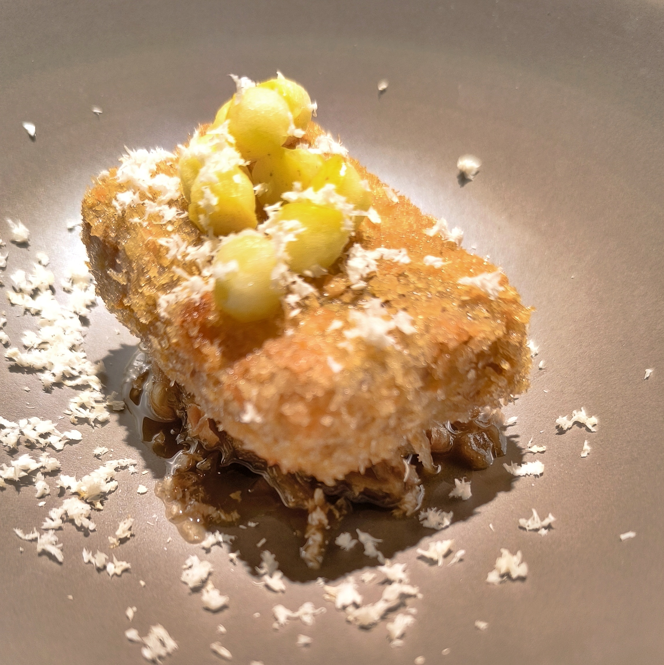 Perché anche tu dovresti perderti a BUDAPEST tra neo-bistrot, trattorie, vino naturale e... - Piede di maiale