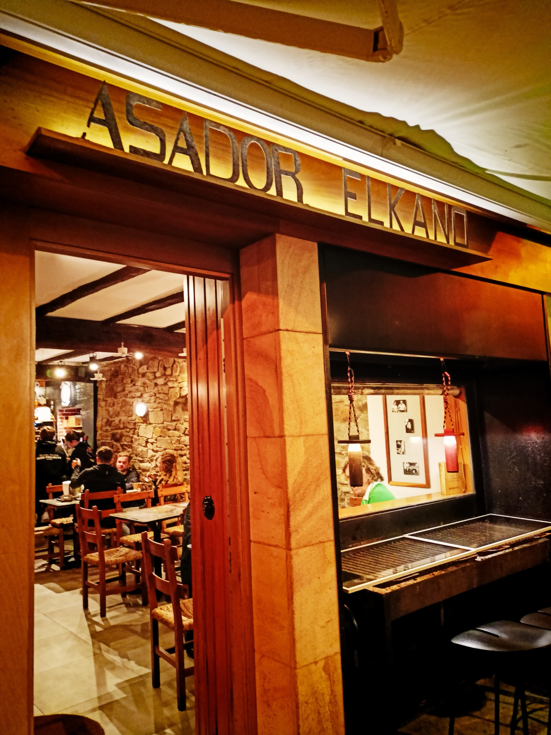 La battaglia dei PINTXOS: piccola guida ai PAESI BASCHI per mangiatori che non conoscono la paura - Elkano