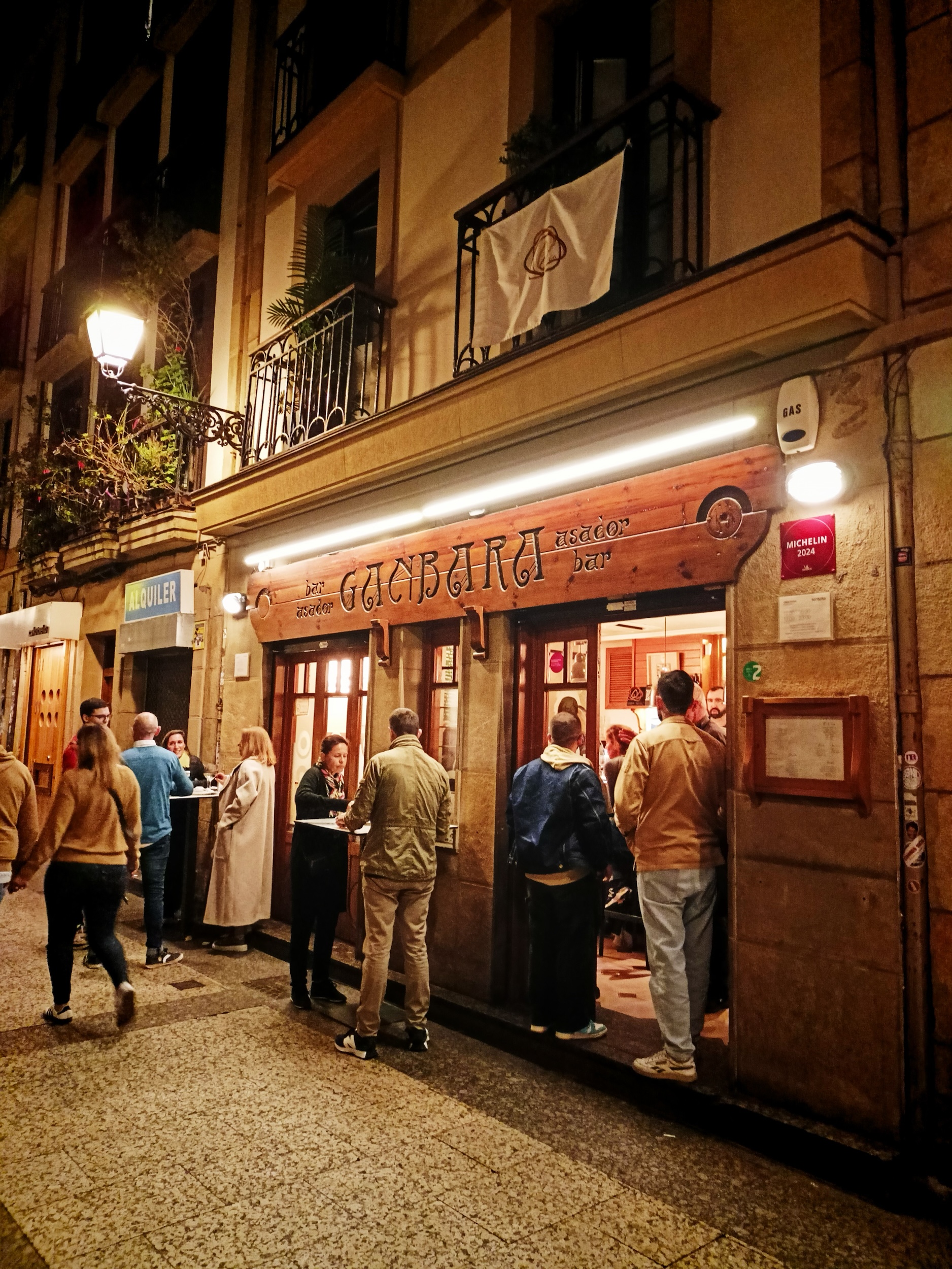 La battaglia dei PINTXOS: piccola guida ai PAESI BASCHI per mangiatori che non conoscono la paura - Gambara