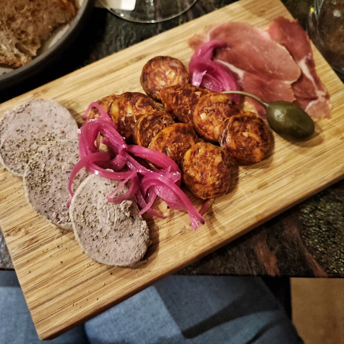 Perché anche tu dovresti perderti a BUDAPEST tra neo-bistrot, trattorie, vino naturale e… #2 - Fekete Zsoka