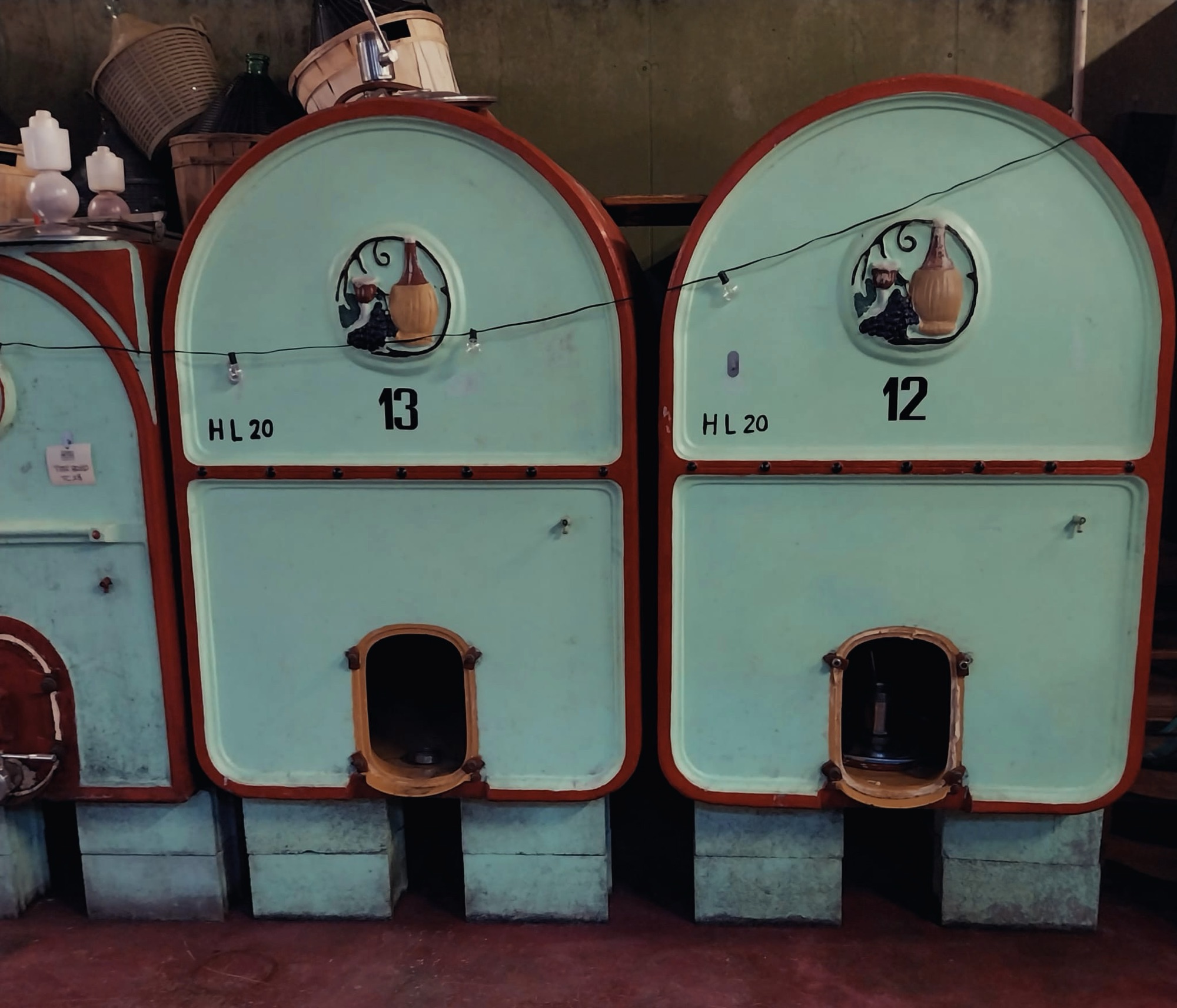 TERRE DI PIETRA: il vino come gesto d’amore verso la terra e chi la cammina - Cantina