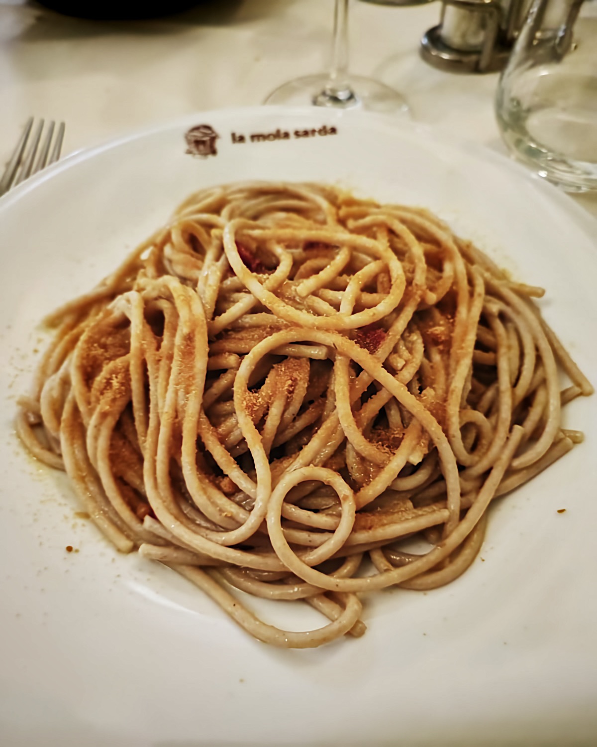 LA MOLA SARDA: mangiare un’ottima cucina tradizionale a Cagliari è ancora possibile - Bottarga