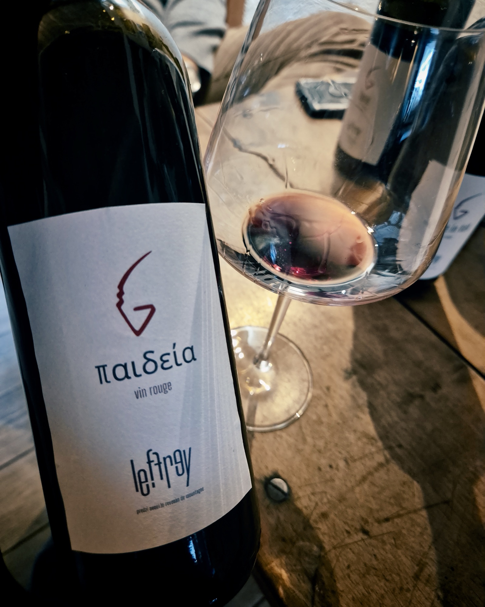 LEFFREY: l'odissea enologica di Stefano Minetti - Paideia